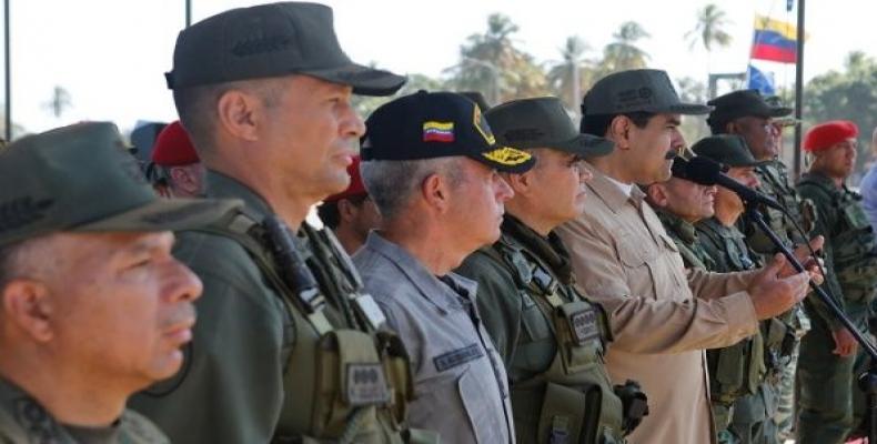 Armed Forces of Venezuela reaffirms support for President Nicolas Maduro.  Photo: teleSUR