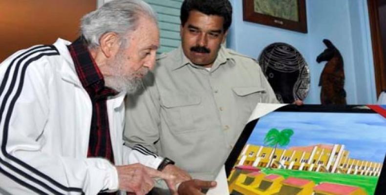 Maduro en una de las visitas que le realizó Fidel en su vivienda. Foto: Archivo