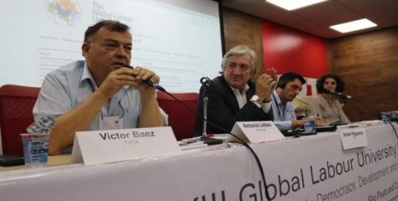 The 13th Global University of Work Conference coincided with an international event supporting Lula.   Photo: Twitter / @CUTSAOPAULO
