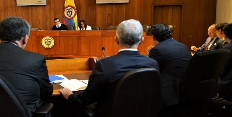 Uribe in court on Tuesday.   (Photo: Twitter: @CorteSuprema)