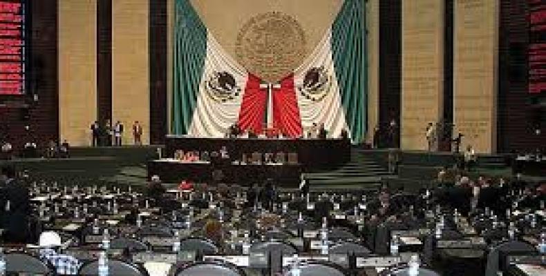Mexican parliament acts to stop corruption.  Photo: Google