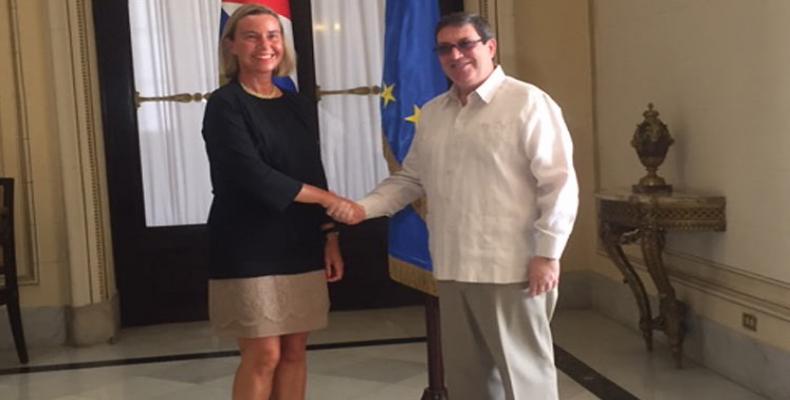 Federica Mogherini junto al canciller cubano Bruno Rodríguez.