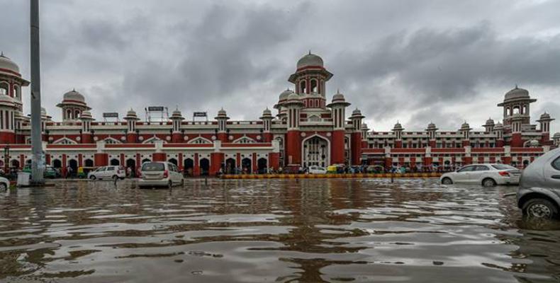 Causa 154 muertos intensas lluvias en estado indio de Uttar Pradesh. Foto:PL.