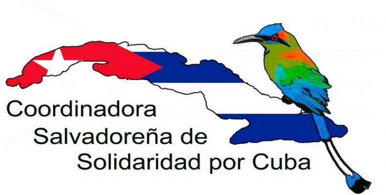 Marchan salvadoreños en muestra de solidaridad con Cuba. Foto: PL.