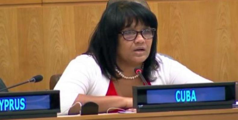 Anayansi Rodríguez junto a una delegación femenina de Cuba participa en la Comisión de la Condición Jurídica y Social de la Mujer. Foto: Archivo