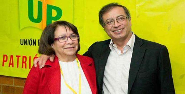 Aída Avella, presidenta de la UP, y Gustavo Petro, excandidato presidencial de Colombia Humana.(Foto:PL)