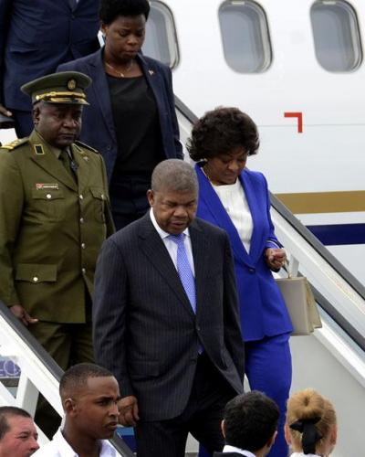 Jefe de Estado angolano a su llegada a La Habana