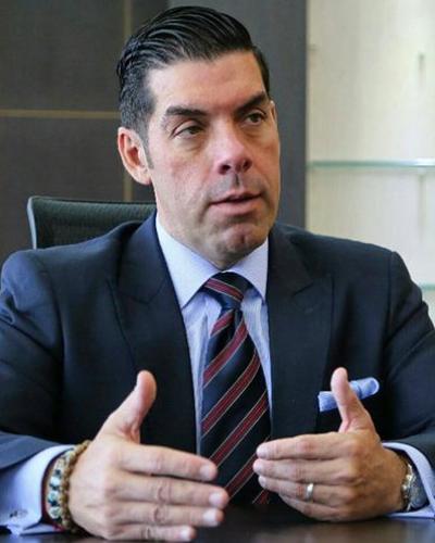 El ministro de Trabajo, Raúl Ledesma denominó una propuesta 'equilibrada intermedia' el incremento salarial.(Foto:internet)