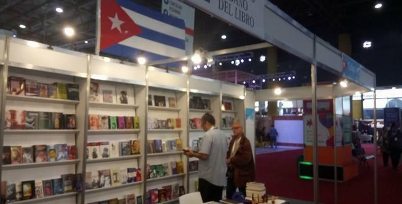 Feria Libro de Buenos Aires, stand de Cuba. Foto/PL