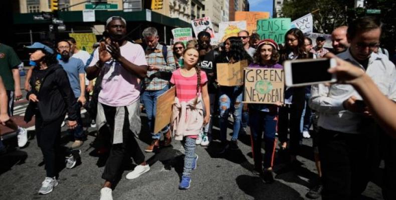 La joven activista Greta Thunberg, en la huelga contra el cambio climático en la ciudad de Nueva York.Foto:AFP.