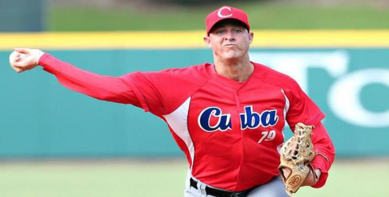 Lanzador cubano Lázaro Blanco, ganador del partido ante Venezuela. Foto: La Demajagua