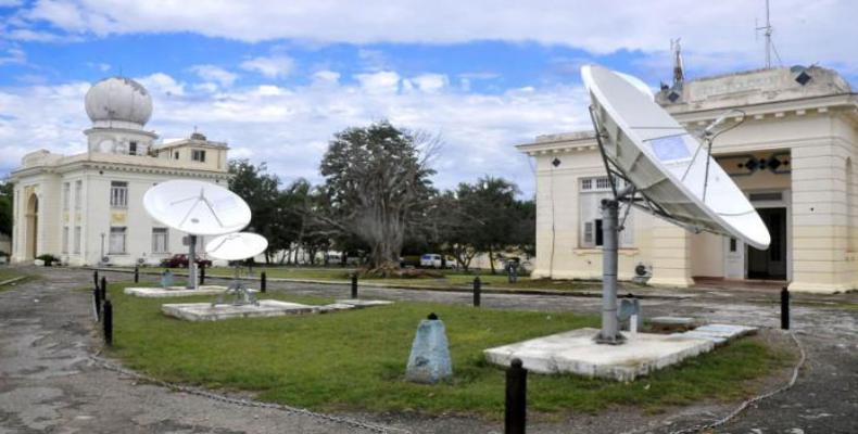 Una asesoría técnica en aplicaciones de la percepción remota satelital en la actividad agrometeorológica se efectúa en La Habana.Foto:Archivo.