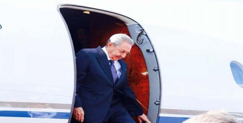 alveno de Raúl Castro al Karakaso alveno de Raúl Castro al Karakaso