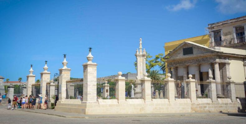 El Templete es la primera obra de estilo neoclásico en la arquitectura cubana. Fotos: Ariel Ley