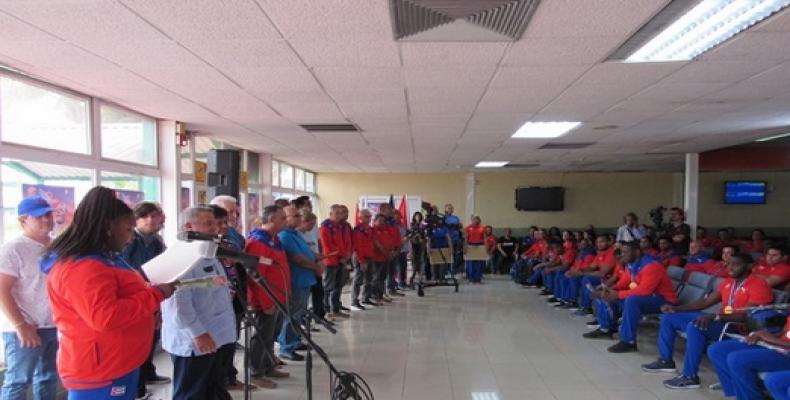 Regreso de la última parte de la delegación cubana que participo en los Juegos Panamericanos