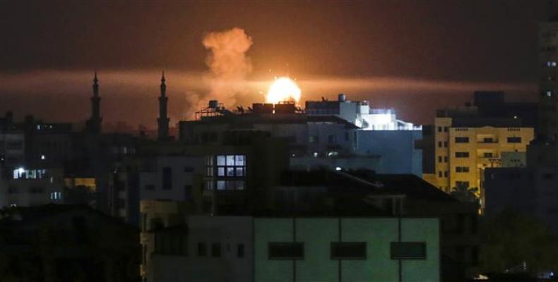 An explosion is seen in Gaza city after an airstrike by Israeli forces on June 2, 2018.  Photo: AFP