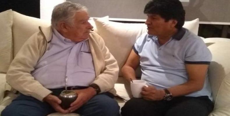 Former Uruguayan President Jose Mujica and ousted Bolivian President Evo Morales.  (Photo: Prensa Latina)