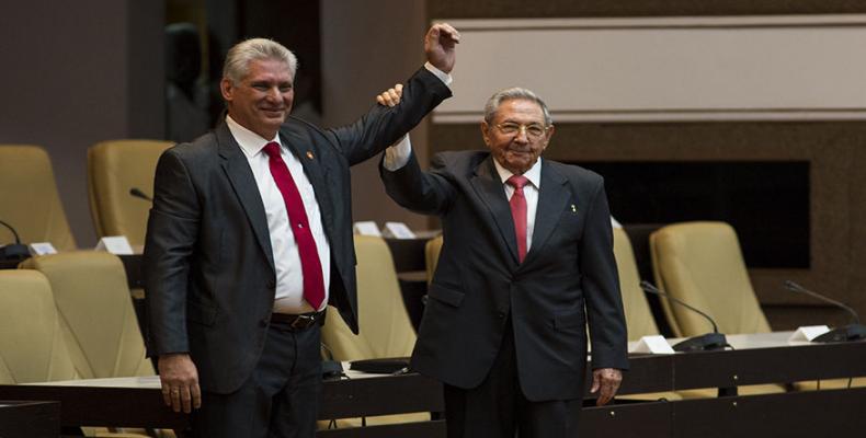 El mandatario asumió el puesto tras su elección por los diputados en la sesión constitutiva de la IX Legislatura de la ANPP. Fotos: Estudios Revolucion y PL