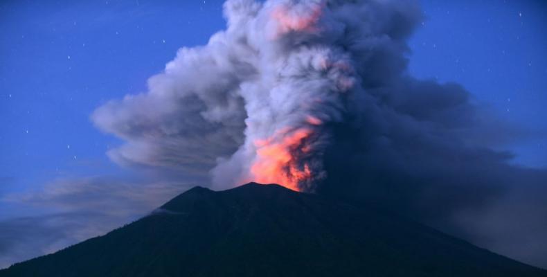 Volcán Agung: La situación podría empeorar, dicen expertos. Foto: Internet
