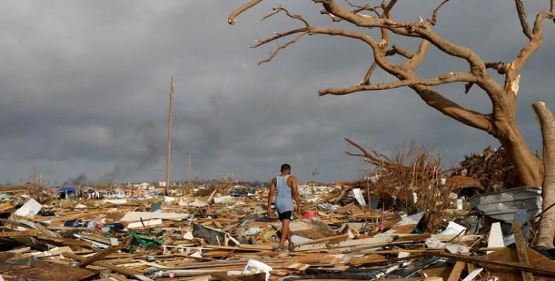 Foto/Nueva tormenta golpea devastada Bahamas