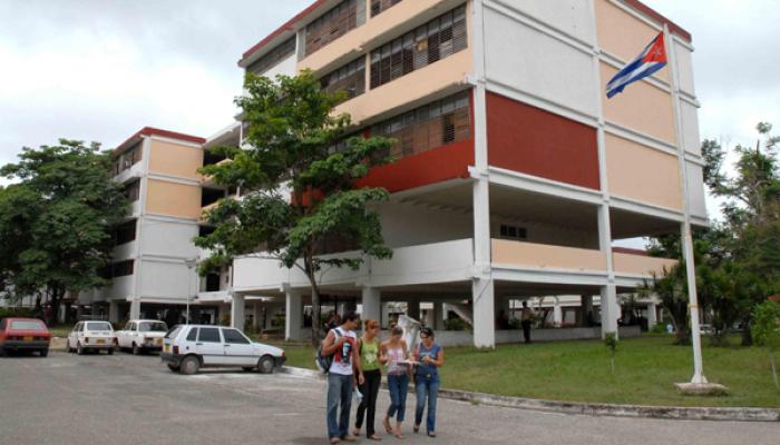 Ambas universidades fortalecen sus relaciones a pesar de las limitaciones impuestas por el gobierno norteamericano.Foto:Archivo.