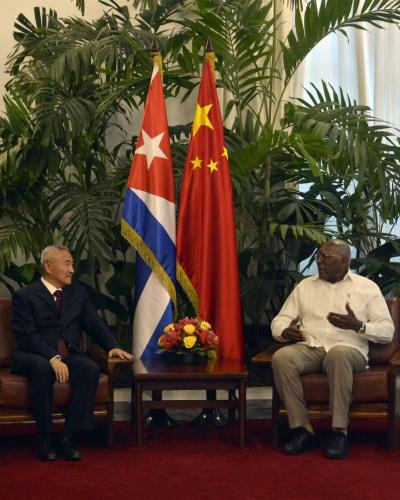 El Primer Vicepresidente cubano recibió al Vicepresidente de la Conferencia Consultiva Política del Pueblo Chino, Shao Hong .Fotos:Tony Hernández Mena.ANPP.