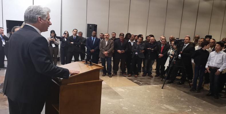 Cuban president meets with diplomatic personnel at Cuban Mission in Mexico City.  Photo: Twitter @DiazCanelB