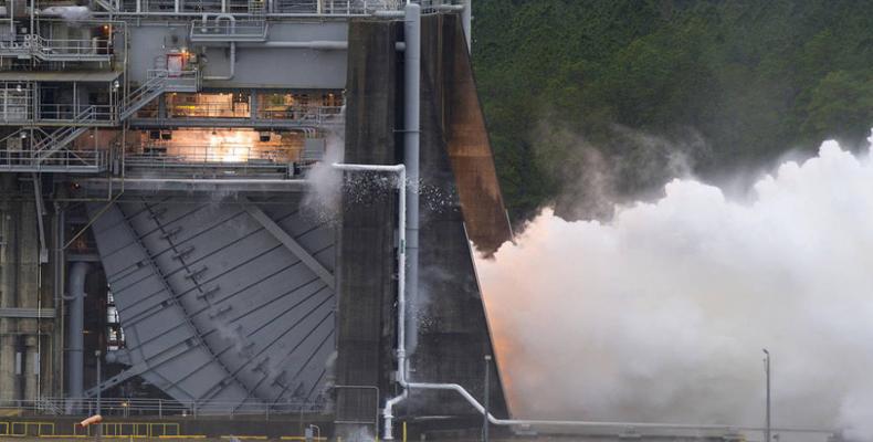 Prueba del motor cohete RS-25 en Bay St. Louis, Misisipi (EE.UU.), el 16 de enero de 2018. NASA