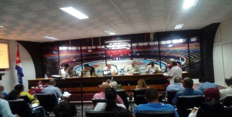 Se reúne Díaz Canel con autoridades deportivas cubanas. Foto: ACN.