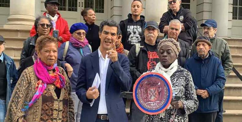 NYC Council member Ydanis Rodriguez speaks on he steps of City hall about the End Cuba Blockade Bill. PL Photo