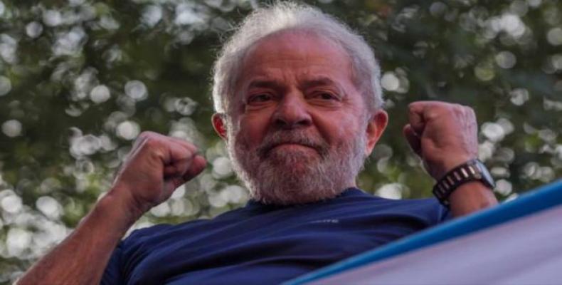 Lula da Silva, líder en todas las encuestas de intención de voto.(Foto:archivo)