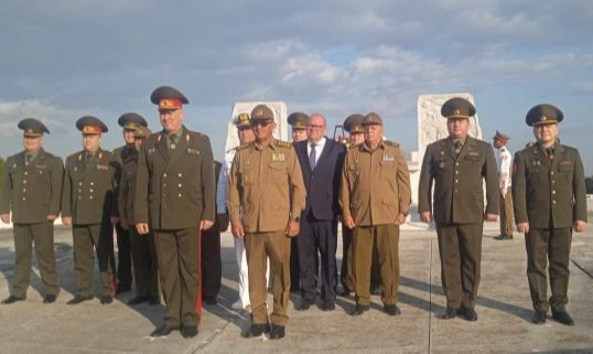 Le premier vice-ministre de la défense du Belarus en visite à Cuba