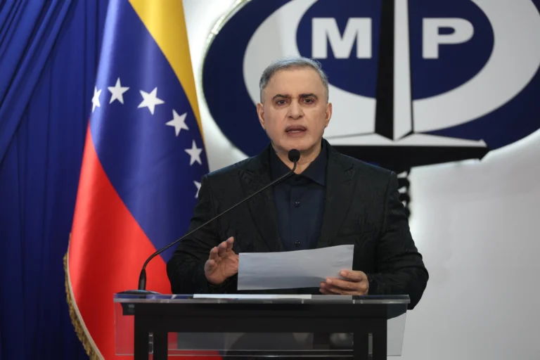 Venezuela's attorney general denounces Salvadoran president as the top leader of the Maras