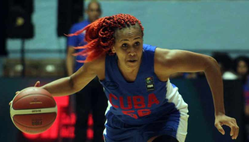 Rádio Havana Cuba |  Mulheres cubanas de basquete passam para a final do torneio caribenho