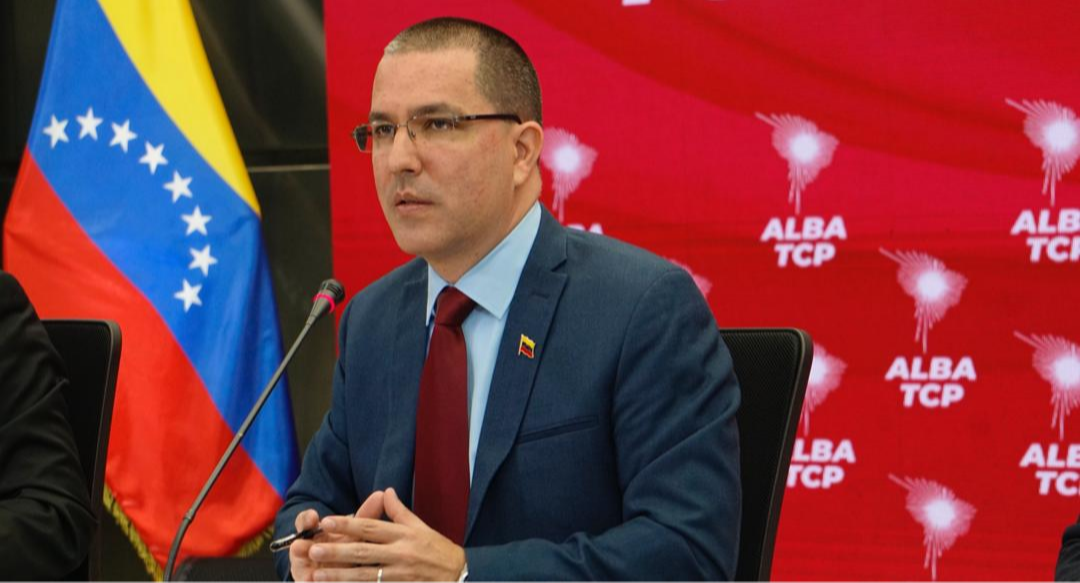 Le ministre cubain des Affaires étrangères félicite le nouveau secrétaire exécutif de l'ALBA-TCP