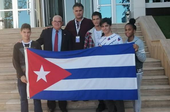Rádio Havana Cuba  Adolescente Gukesh sem limites na Olimpíada de xadrez  na Índia