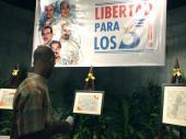 La fecha fue oportuna para clausurar  la exposición ¨Yo me Muero como Viví ¨, del antiterrorista cubano, Antonio Guerrero, quién se encuentra preso injustamente en cárceles estadounidenses, junto a sus cuatro hermanos de lucha desde hace 15 años.