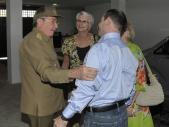 En el encuentro, que tuvo lugar en el aeropuerto internacional José Martí, participaron también familiares de González y miembros del gobierno cubano.