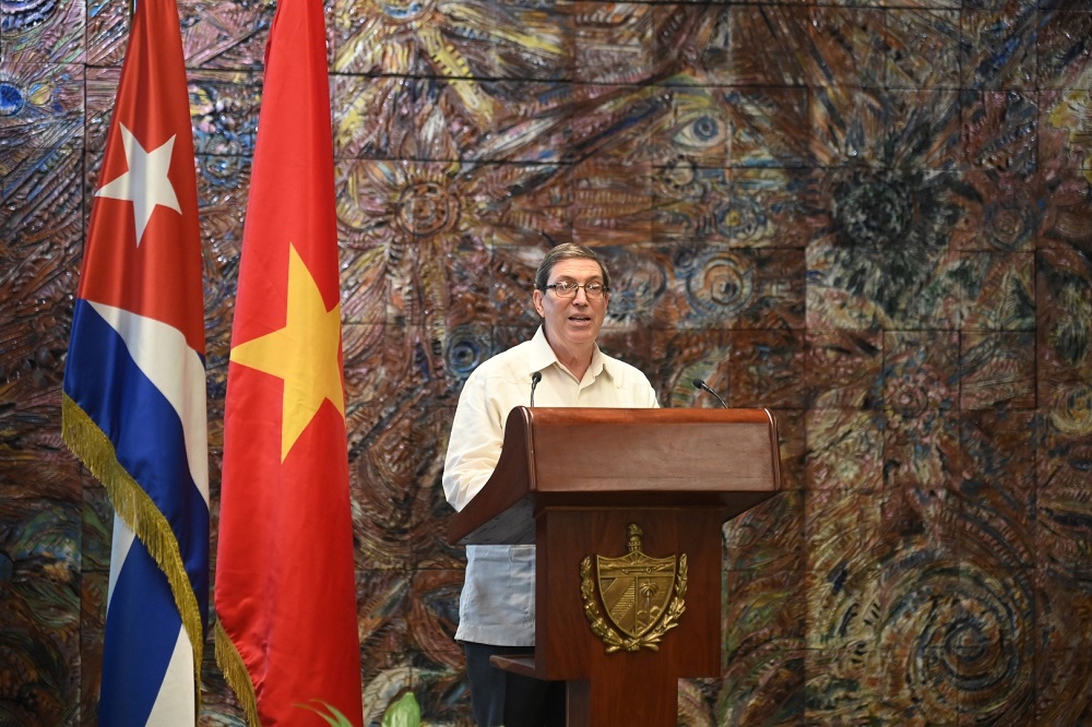 Canciller cubano en conmemoración especial por Vietnam