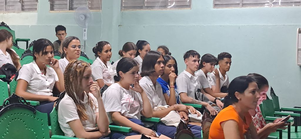 jóvenes santaclareños 