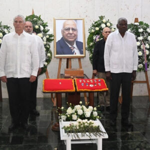 Despedida a Cabrisas: un hombre que siempre llevó a Cuba en su corazón