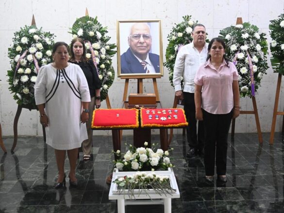 Homenaje del pueblo de Cuba a Ricardo Cabrisas