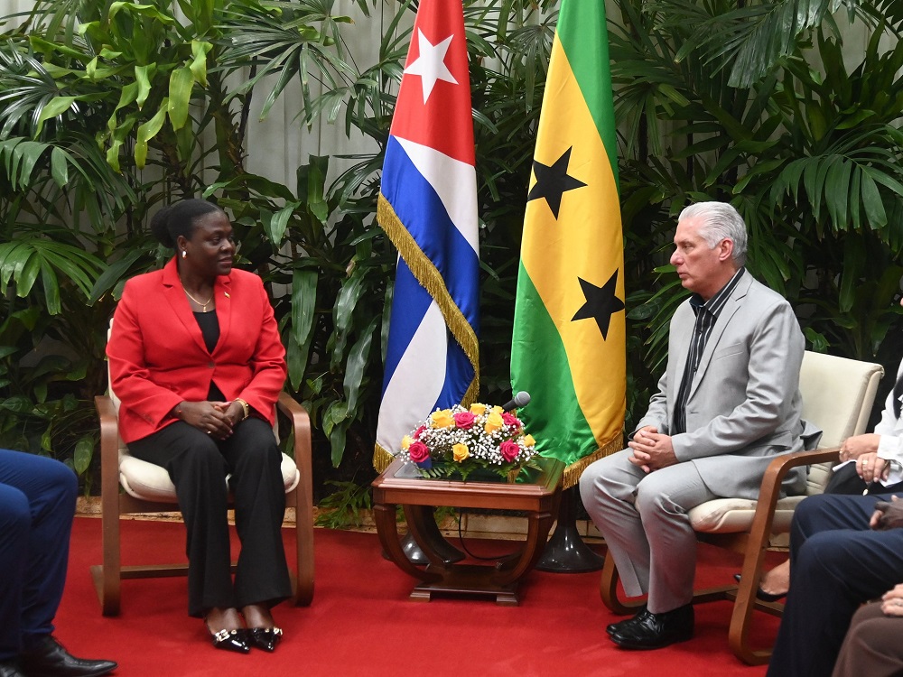Recibe Miguel Díaz-Canel a Presidenta de la Asamblea Nacional de la República Democrática de Santo Tomé y Príncipe