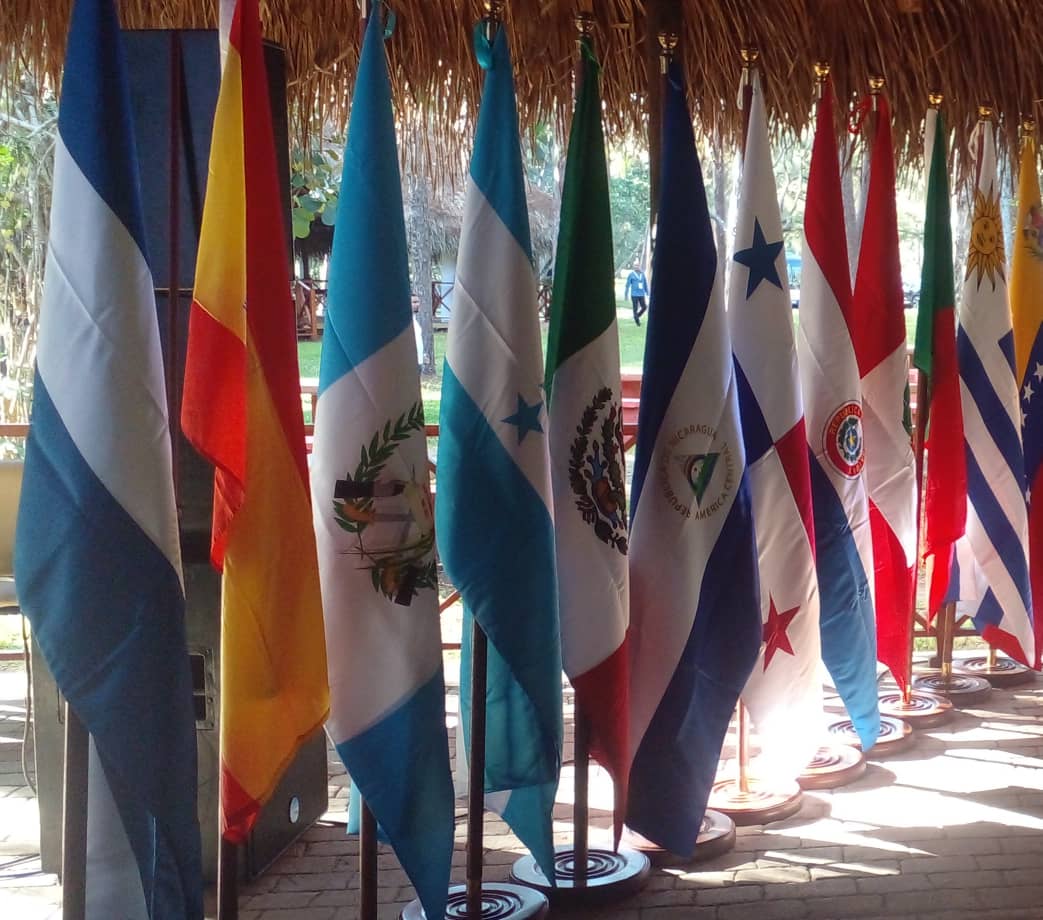 Banderas en evento de AGROTURISMO