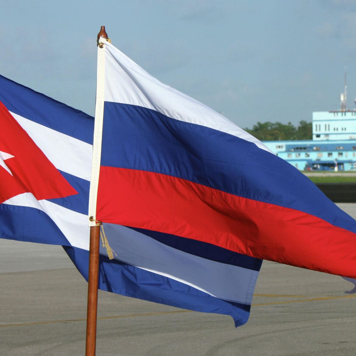 Bandera Cuba-Rusia