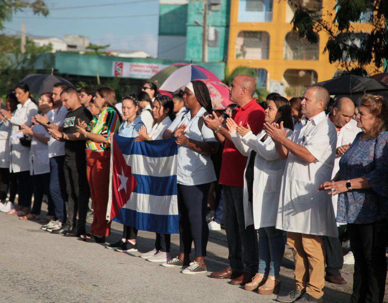 Desde Cuba proceso de firmas en apoyo a Venezuela