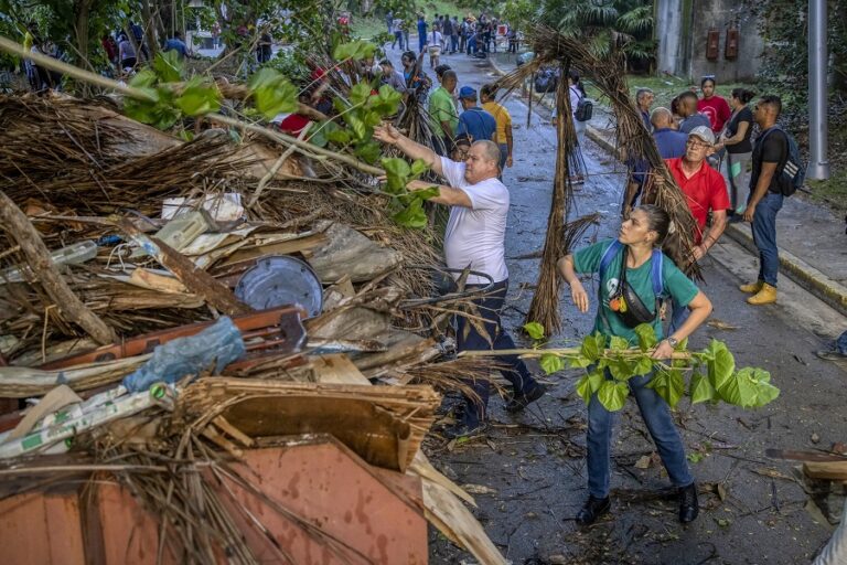 Jornada de saneamiento en La Habana 