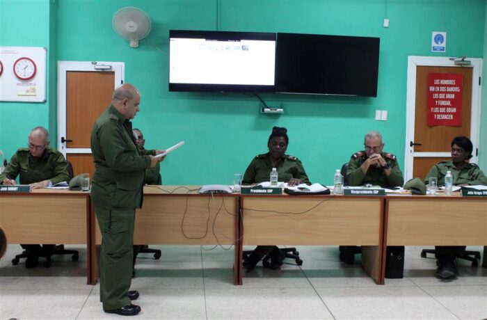 Johnson Urrutia llamó la atención sobre la necesidad de concluir las tareas de prevención entre este domingo y mañana lunes. Foto tomada de Prensa Latina