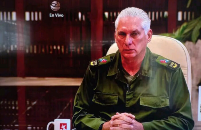 Díaz-Canel en Mesa Redonda. Foto tomada de la ACN