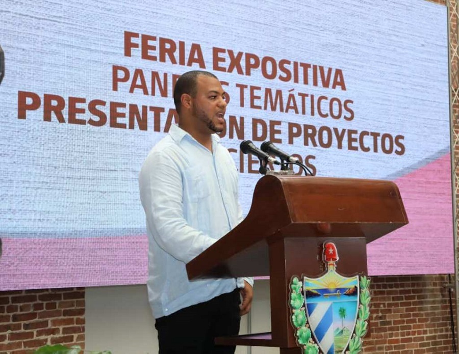 Director del diario juvenil, Yuniel Labacena